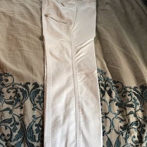Chicos White Jeans with gold zippers. Black Label